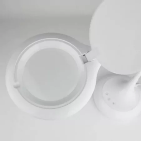 Lampe loupe LED 3x réglable | Vision & Vie Antilles